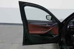BMW 5 Series 530Li Luxury M Sport Package - фото 11