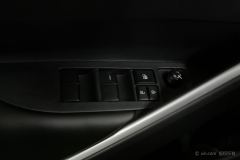 Toyota Frontlander 2.0L Elite Edition - ფოტო 12