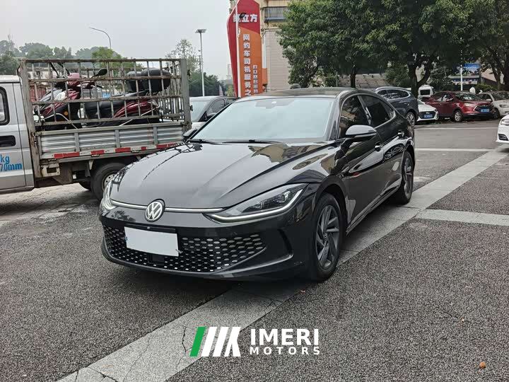 Volkswagen Lingdu L 280TSI DSG Dazzling Red Edition - car from China