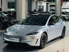Tesla Model 3 Rear-Wheel Drive - ფოტო 1