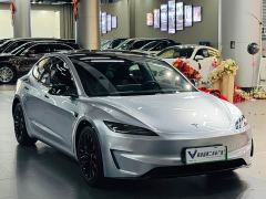 Tesla Model 3 Rear-Wheel Drive - ფოტო 3