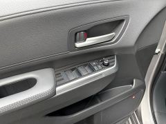 Toyota Sienna 2.5L Hybrid Premium Edition - фото 6