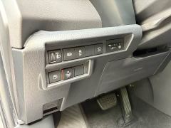 Toyota Sienna 2.5L Hybrid Premium Edition - фото 8