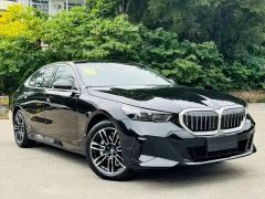 BMW 5 Series 530Li Premier M Sport Package - ფოტო 3