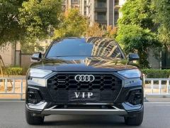 Audi Q5L 40 TFSI Luxury Elegant Edition - фото 1