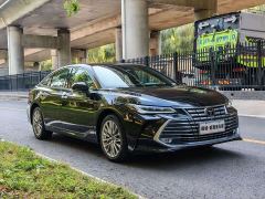 Toyota Camry Hybrid 2.0L Premium - фото 3