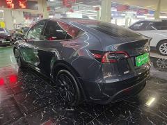 Tesla Model Y Rear-Wheel Drive - ფოტო 4