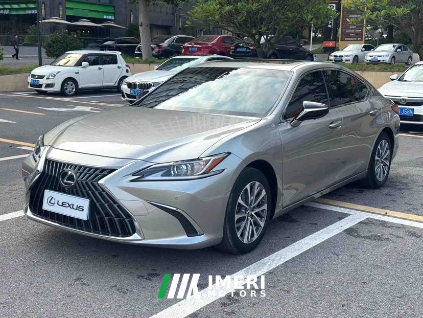 Lexus ES 200 Excellence Edition - ავტომობილი ჩინეთიდან