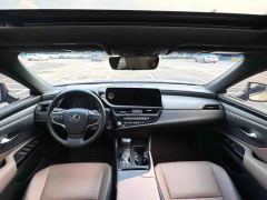 Lexus ES 200 Excellence Edition - ფოტო 5