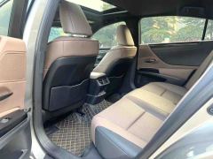 Lexus ES 200 Excellence Edition - ფოტო 6