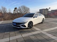 Hyundai Elantra 1.5L CVT GLX Elite - photo 1