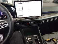 Volkswagen Golf 300TSI R-Line - фото 12