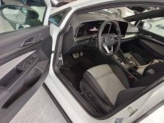 Volkswagen Golf 300TSI R-Line - фото 15