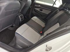 Volkswagen Golf 300TSI R-Line - фото 16