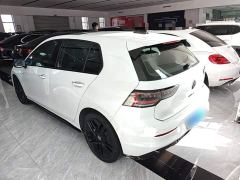 Volkswagen Golf 300TSI R-Line - фото 4