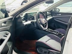 Volkswagen Lingdu L 280TSI DSG Dazzling Red Edition - photo 4