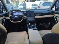 Geely Boyue L 1.5TD DCT Luxury - ფოტო 9