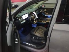 FAW Red Flag HS7 PHEV 2.0T PHEV AWD Flagship Edition 6-Seater - фото 8