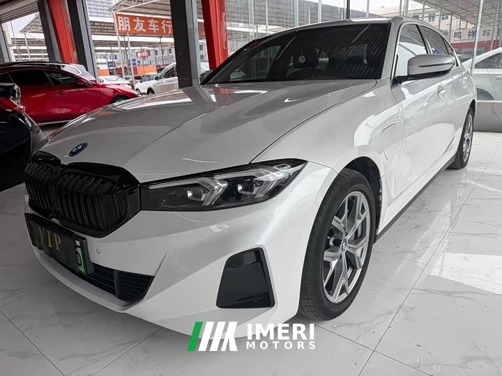 BMW i3 eDrive 35 L