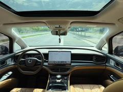 Denza D9 DM-i 970 Luxury - фото 5