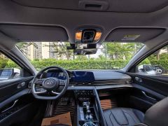 Hyundai Elantra 1.5L CVT Luxury - ფოტო 8