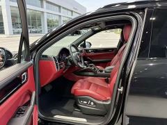 Porsche Cayenne 3.0T Platinum Edition - ფოტო 3