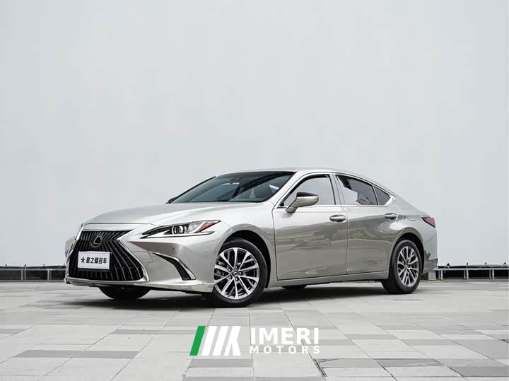 Lexus ES 200 Excellence Edition - car from China
