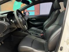 Toyota Corolla 1.8L CVT Luxury - фото 4