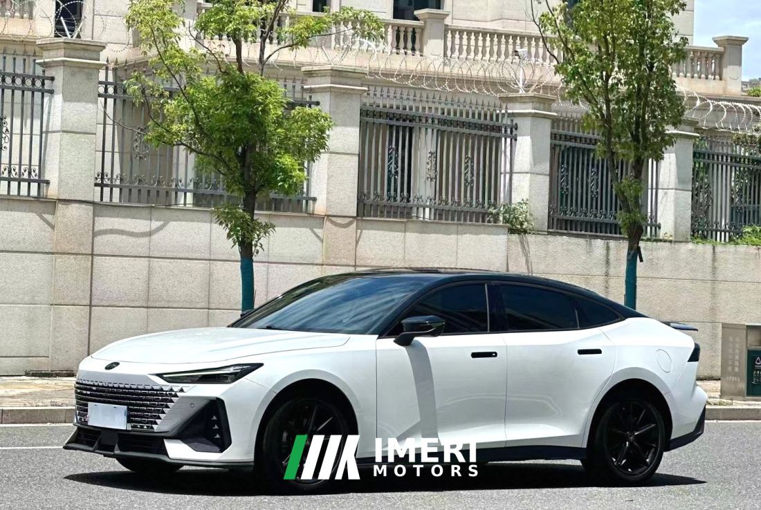 Changan UNI-V 1.5T Premium - ავტომობილი ჩინეთიდან