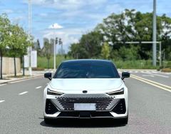 Changan UNI-V 1.5T Premium - ფოტო 2