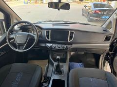 Dongfeng Lingzhi Facelift Struggle M5L 2.0L Base 9-seater - photo 15