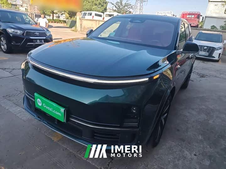 Li Auto Ideal L8 Air - автомобиль из Китая