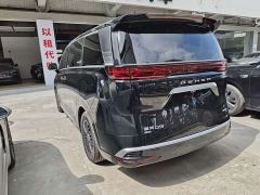 Denza D9 Second Generation DM-i AWD Flash Charge Luxury - ფოტო 6