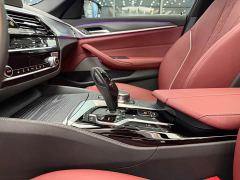 BMW 5 Series Facelift 530Li Premier M Sport Package - photo 17