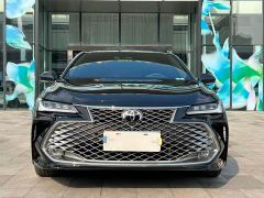 Toyota Camry Hybrid 2.5L XLE Premium - photo 2