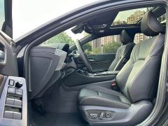 Toyota Camry Hybrid 2.5L XLE Premium - photo 6