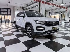 Volkswagen Taos 280TSI FWD Luxury Smart Connected Edition - фото 3