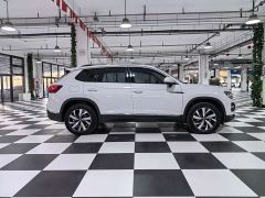Volkswagen Taos 280TSI FWD Luxury Smart Connected Edition - фото 7