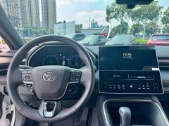 Toyota Avalon Hybrid 2.0L Luxury - фото 15