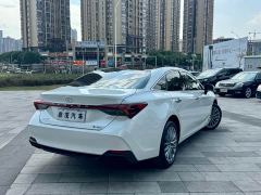 Toyota Avalon Hybrid 2.0L Luxury - фото 6