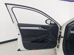 Volkswagen Lamando 230TSI Edition - photo 12