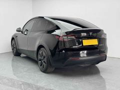 Tesla Model Y Long Range All-Wheel Drive - ფოტო 5
