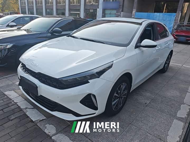 Kia K3 1.5L CVT Comfort Enjoy Edition - car from China