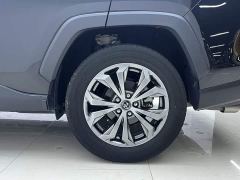 Toyota RAV4 2.0L CVT FWD Urban Edition - фото 10