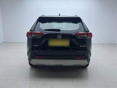 Toyota RAV4 2.0L CVT FWD Urban Edition - фото 7