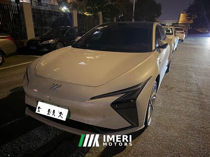 IM Motors Zhiji L7 Dynamic - ავტომობილი ჩინეთიდან