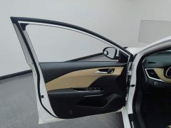 Chevrolet Cruze 320 Automatic Enjoy Sunroof Edition - фото 7