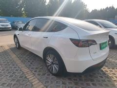 Tesla Model Y Standard Range RWD - ფოტო 4