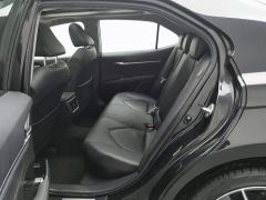 Toyota Camry Hybrid Luxury - фото 15