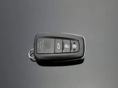 Toyota Camry Hybrid Luxury - фото 19